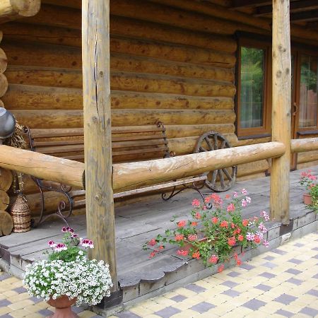 Смерекова Хата Pochaiv Bagian luar foto